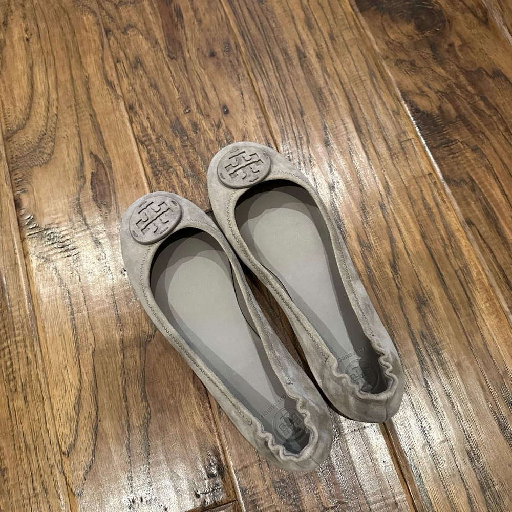 Brand New Without Box- Minnie Travel Suede Tory Burch Gray Flats with logo